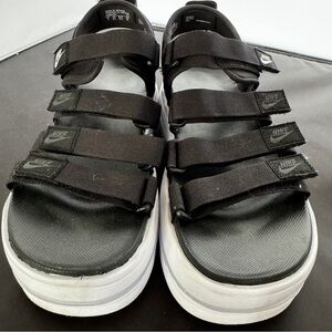 Nike women’s icon classic sandals